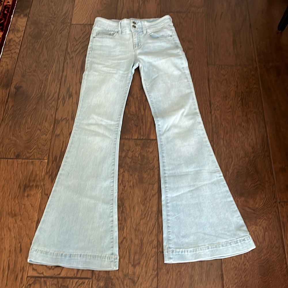 Flared jeans